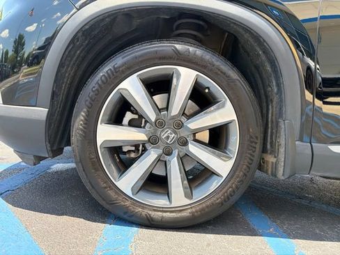Used 2024 Honda Pilot Elite image 13