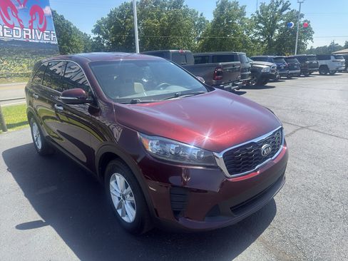Used 2020 Kia Sorento LX FWD image 3