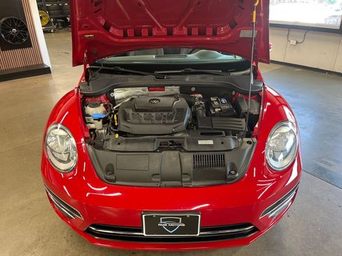 Used 2018 Volkswagen Beetle 2.0T Coast FWD image 65