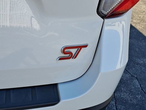 Used 2022 Ford Explorer ST w/ Equipment Group 401A image 34