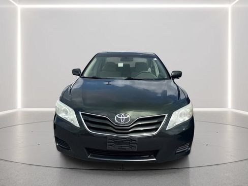 Used 2010 Toyota Camry LE FWD image 24