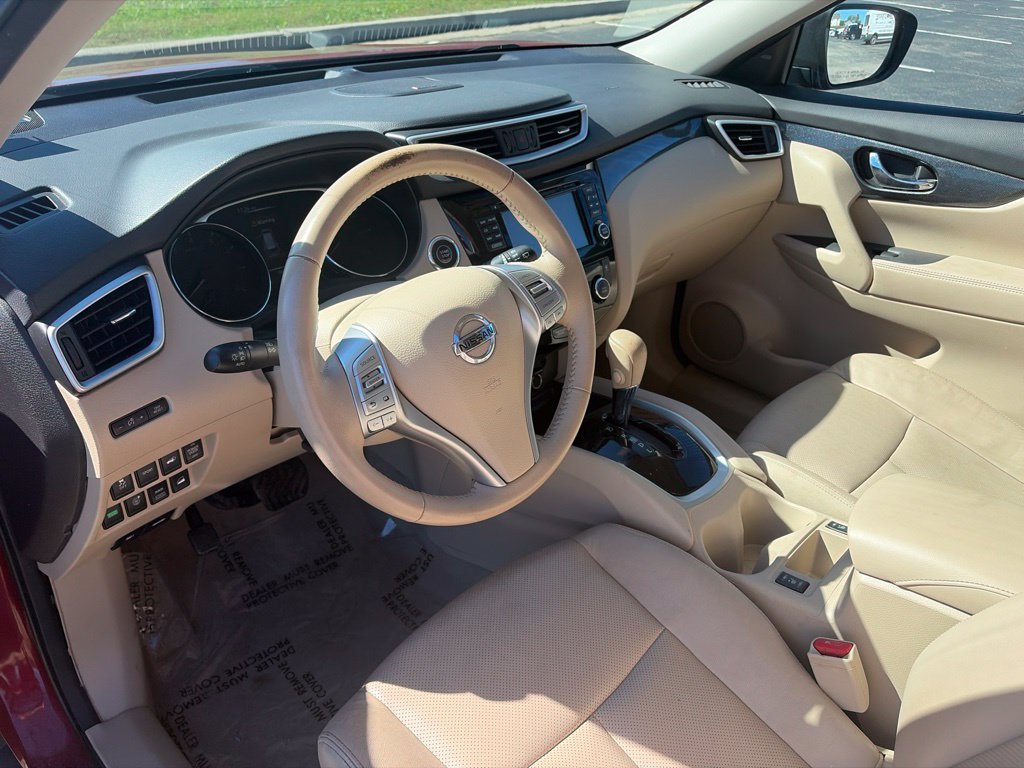 Used 2015 Nissan Rogue SL w/ SL Premium Package AWD/4WD image 10