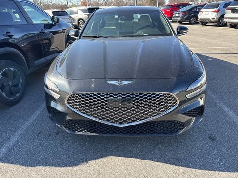 Used 2024 Genesis G70 2.5T image 9