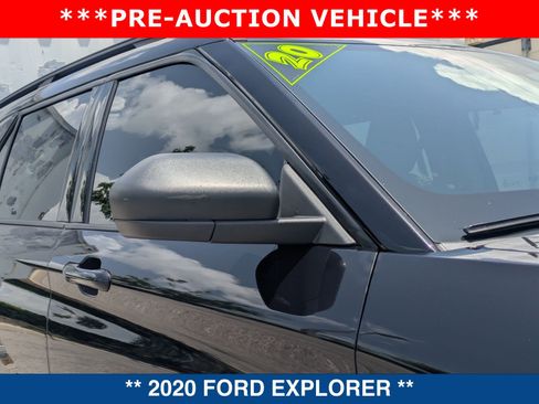 Used 2020 Ford Explorer XLT RWD image 11