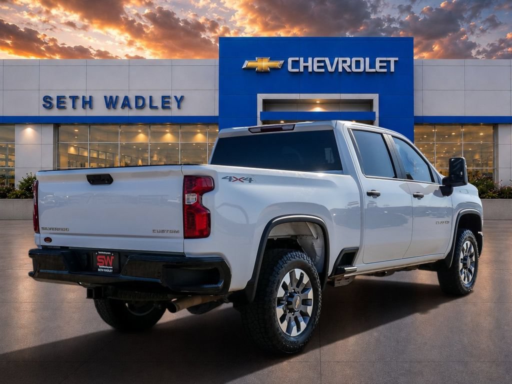 Used 2024 Chevrolet Silverado 2500 Custom w/ Custom Value Package AWD/4WD image 7
