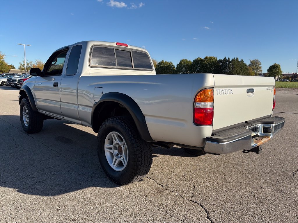 Used 2003 Toyota Tacoma 4x4 Xtracab w/ SR5 Pkg image 5