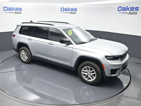 Used 2024 Jeep Grand Cherokee L Laredo RWD image 43