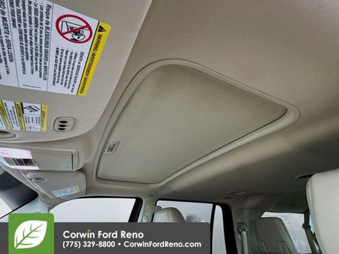 Used 2016 Lincoln Navigator L Reserve image 22