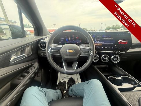 Used 2024 Chevrolet Blazer EV LT AWD/4WD image 16