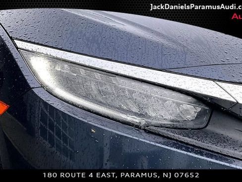 Used 2017 Honda Civic Touring image 21
