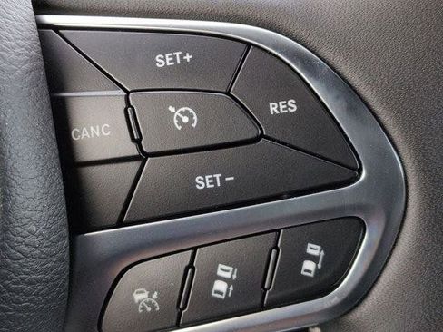 New 2026 Chrysler Pacifica Select FWD image 20