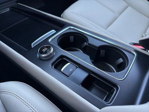 New 2026 Lincoln Corsair Premiere image 14