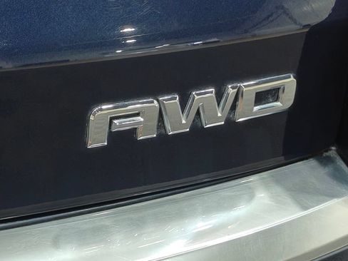Used 2015 GMC Acadia SLT AWD/4WD image 51