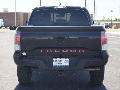 Used 2020 Toyota Tacoma TRD Off-Road w/ Technology Package AWD/4WD image 3