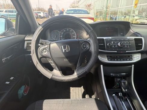 Used 2015 Honda Accord Sport image 9