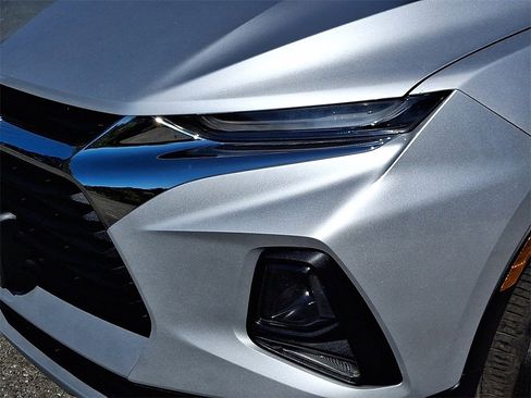 Used 2020 Chevrolet Blazer LT image 9