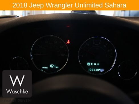 Used 2018 Jeep Wrangler Unlimited Sahara image 30