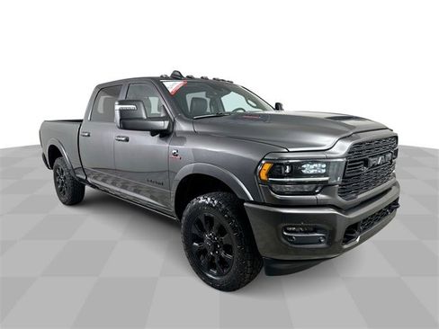 Used 2023 RAM 2500 Limited image 2