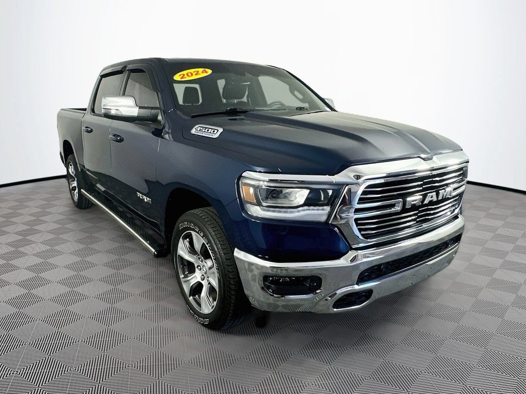 Used 2024 RAM 1500 Laramie AWD/4WD image 2