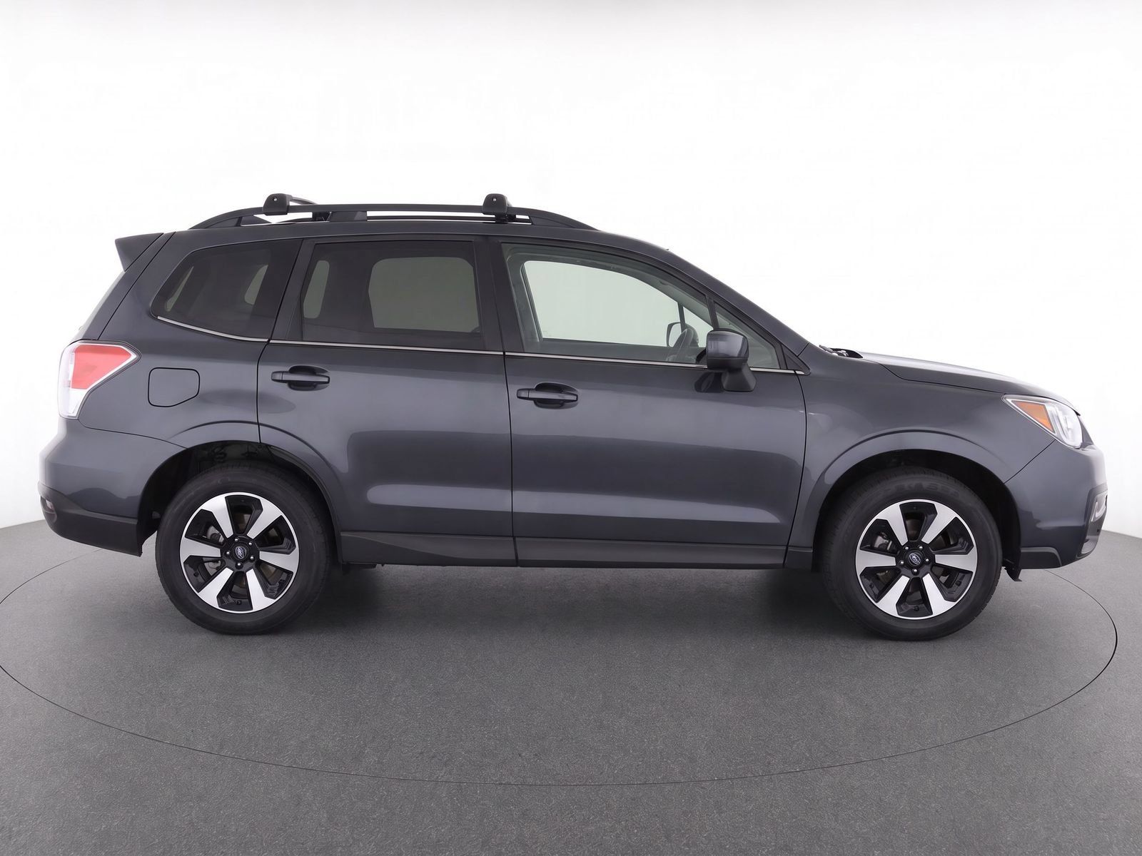 Used 2017 Subaru Forester 2.5i Premium w/ All-Weather Package AWD/4WD image 8