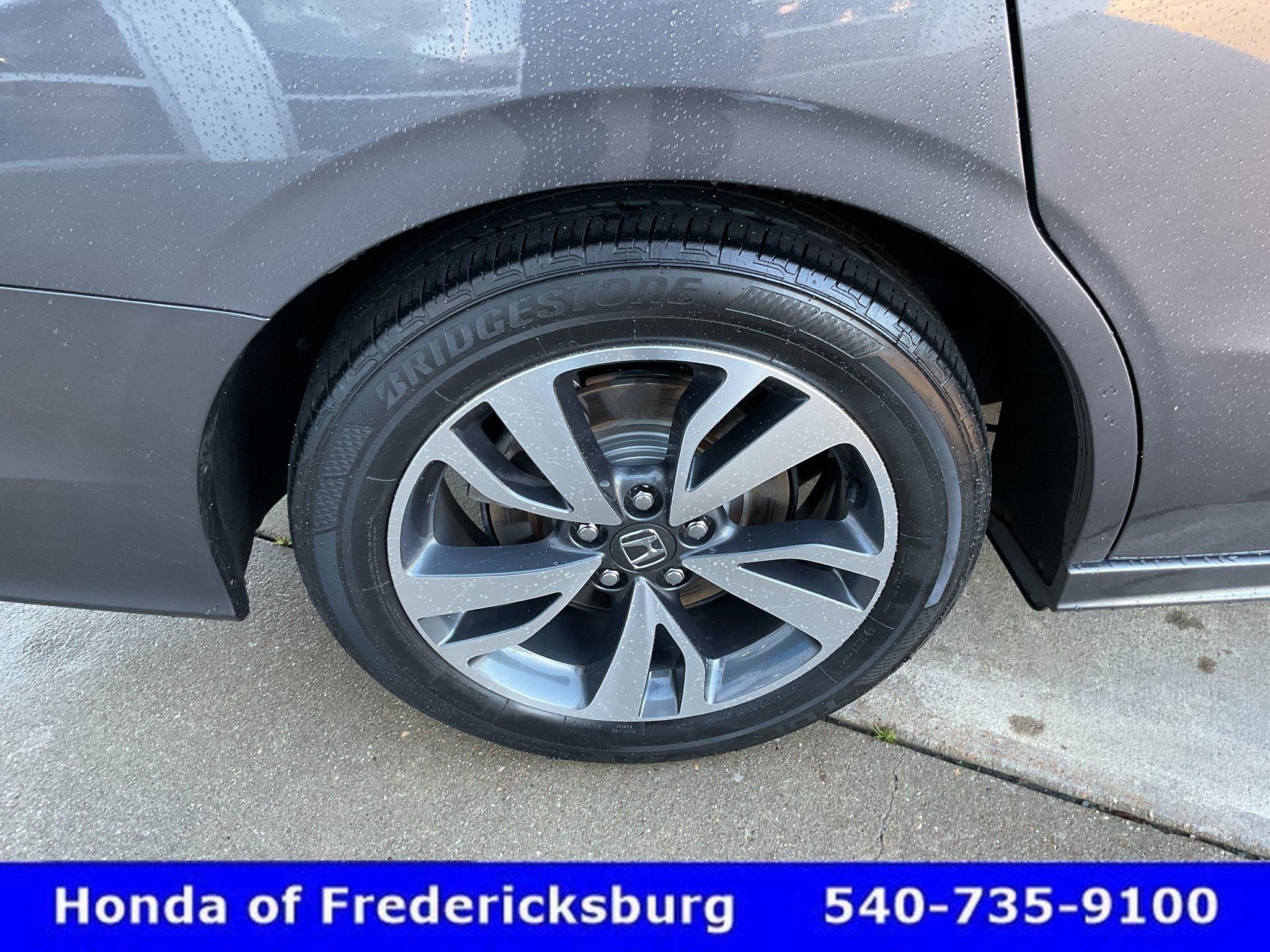 Certified 2022 Honda Odyssey Touring image 11