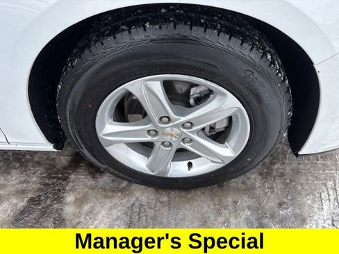 Used 2024 Chevrolet Malibu LT FWD image 43