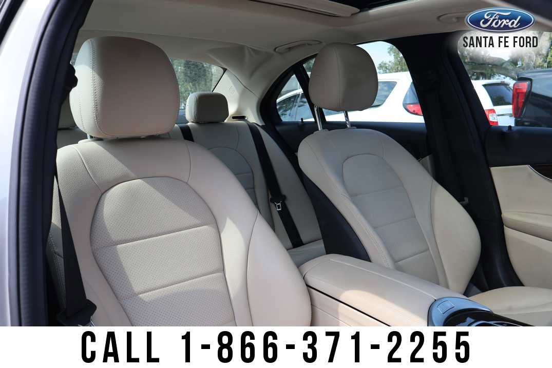Used 2019 Mercedes-Benz C 300 Sedan image 29
