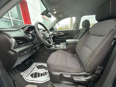 Used 2018 Chevrolet Traverse LS image 10