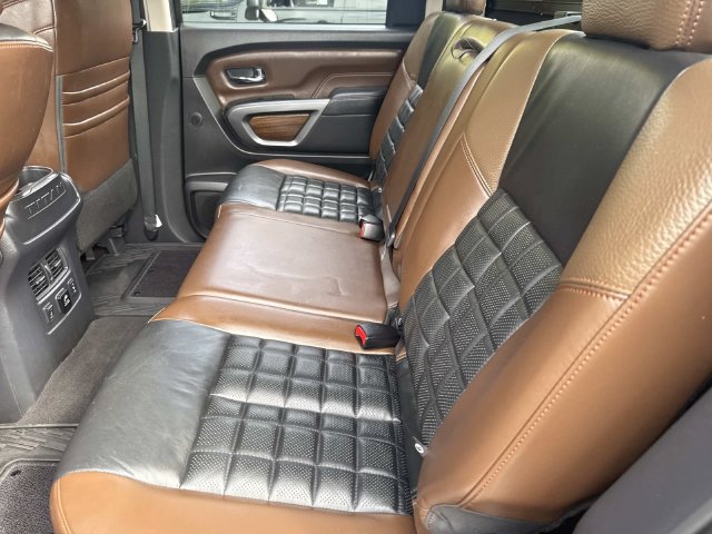 Used 2017 Nissan Titan Platinum Reserve AWD/4WD image 17