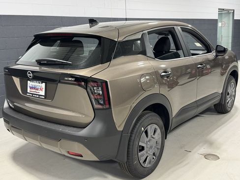 New 2026 Nissan Kicks S FWD image 17
