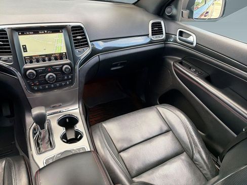 Used 2018 Jeep Grand Cherokee Trailhawk w/ Trailhawk Luxury Group image 29