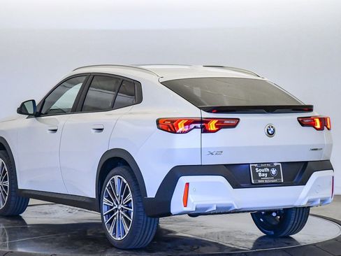 New 2026 BMW X2 xDrive28i w/ Technology Package image 2