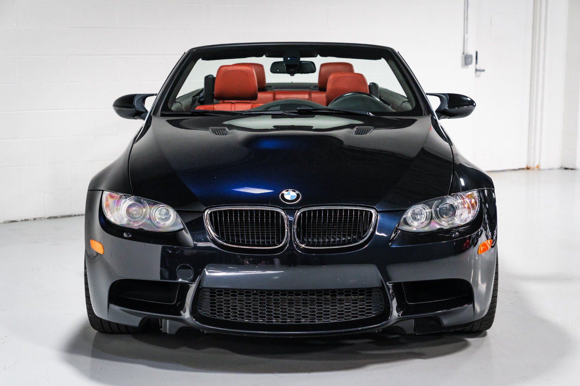 Used 2011 BMW M3 Convertible RWD image 8
