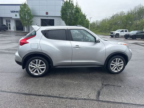 Used 2011 Nissan Juke SV AWD/4WD image 10