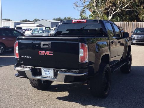 Used 2019 GMC Canyon 2WD Crew Cab w/ Convenience Package image 5