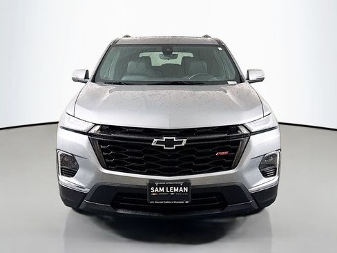 Used 2023 Chevrolet Traverse RS AWD/4WD image 2