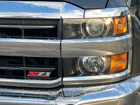 Used 2019 Chevrolet Silverado 2500 LT w/ All Star Edition AWD/4WD image 33