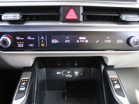 New 2026 Kia Sorento S w/ S Panoramic Sunroof Package image 37