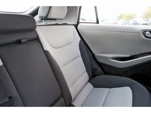 Used 2020 Hyundai Ioniq SEL image 13