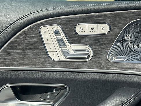 New 2026 Mercedes-Benz GLS 450 4MATIC image 12