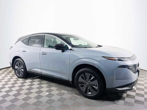 Used 2025 Nissan Murano SL image 3