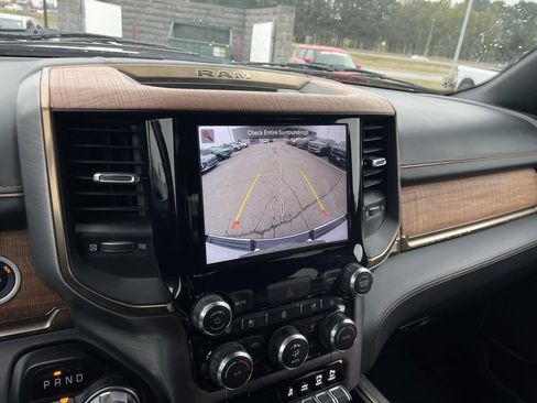 Used 2022 RAM 1500 Limited image 17