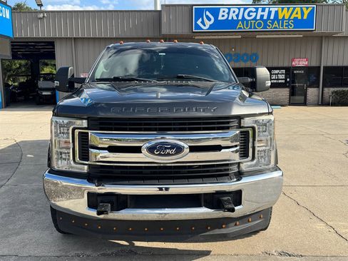 Used 2017 Ford F350 XL w/ STX Appearance Package AWD/4WD image 4
