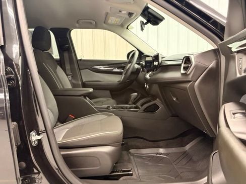 Used 2024 Chevrolet TrailBlazer LS w/ LS Convenience Package AWD/4WD image 11
