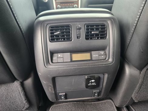 Used 2017 Nissan Pathfinder Platinum w/ Cargo Package AWD/4WD image 14