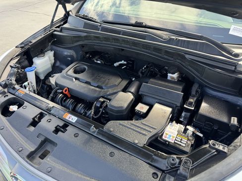 Used 2017 Hyundai Santa Fe Sport image 38