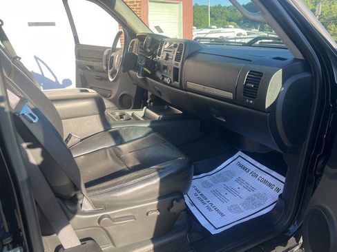 Used 2007 GMC Sierra 1500 SLE w/ Max Trailering Pack AWD/4WD image 6