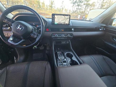 Used 2024 Honda Pilot Elite image 7