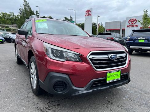 Used 2019 Subaru Outback 2.5i AWD/4WD image 1