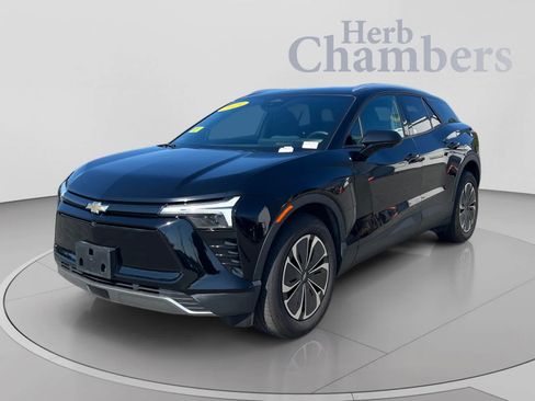 Used 2024 Chevrolet Blazer EV LT AWD/4WD image 4